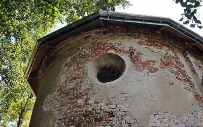 VII Kwesta Listopadowa: Zbieramy na kolejny etap remontu Kaplicy Straszewskich na starym cmentarzu w Lipinkach